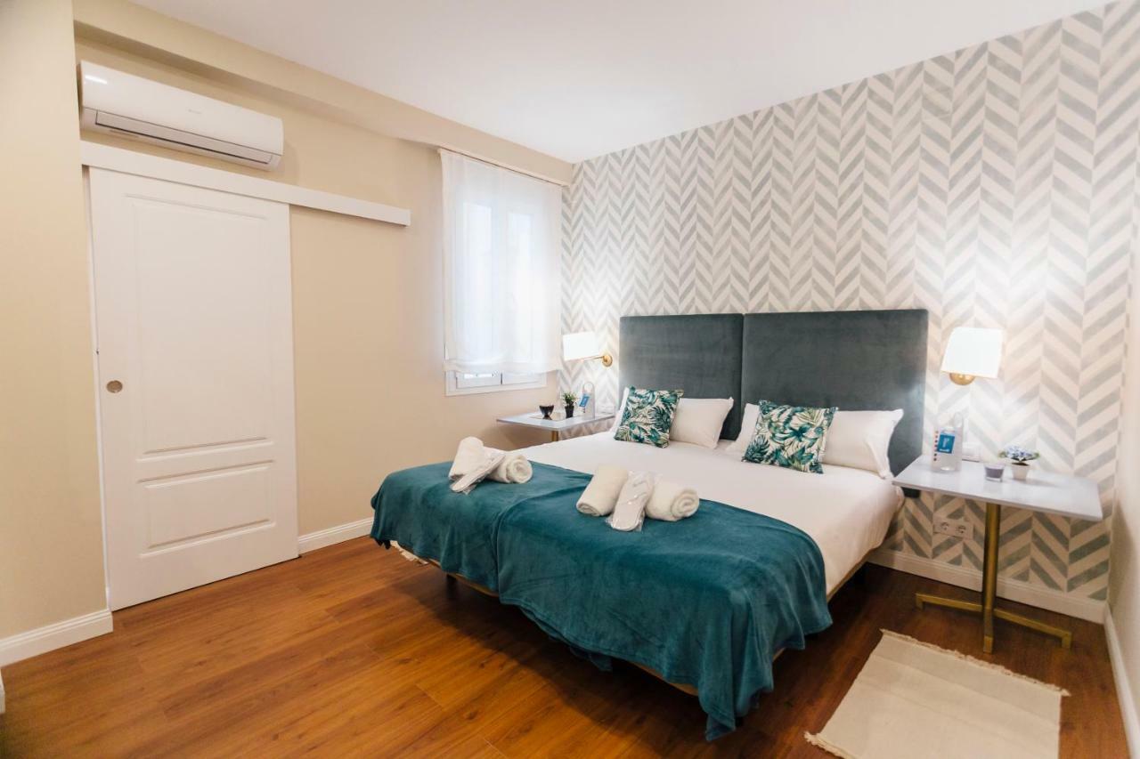 Stylish And Wide- 3Bdr 3Bth- Los Remedios Seville Exterior photo